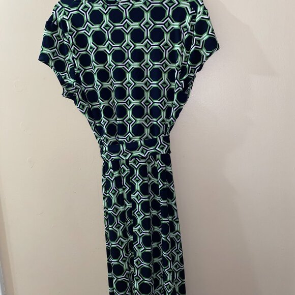 Liz Claiborne Geometric Patterned Midi Dress - Picture 5 of 6